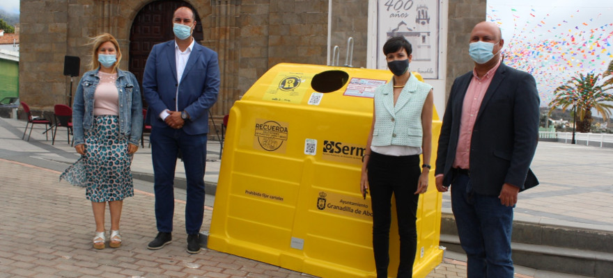 Granadilla de Abona se convierte en el primer municipio canario que apuesta por el reciclaje con incentivos para la población