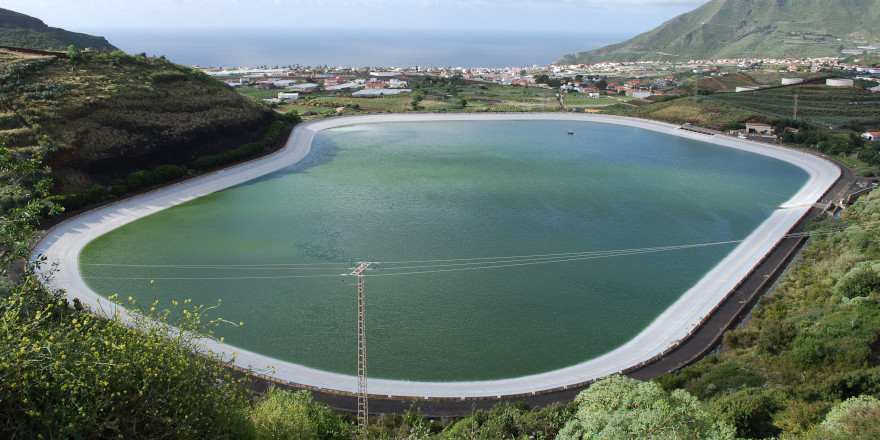 Más de 8 millones de euros para garantizar el suministro de agua de riego de calidad en Tenerife